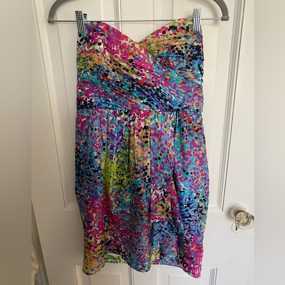 Shoshanna Dresses & Skirts - Shoshanna Strapless Mini Dress